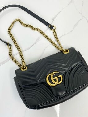 Gucci GG Marmont Small Shoulder Bag